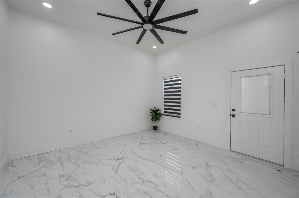 For Sale: $775,000 (4 beds, 4 baths, 2823 Square Feet)