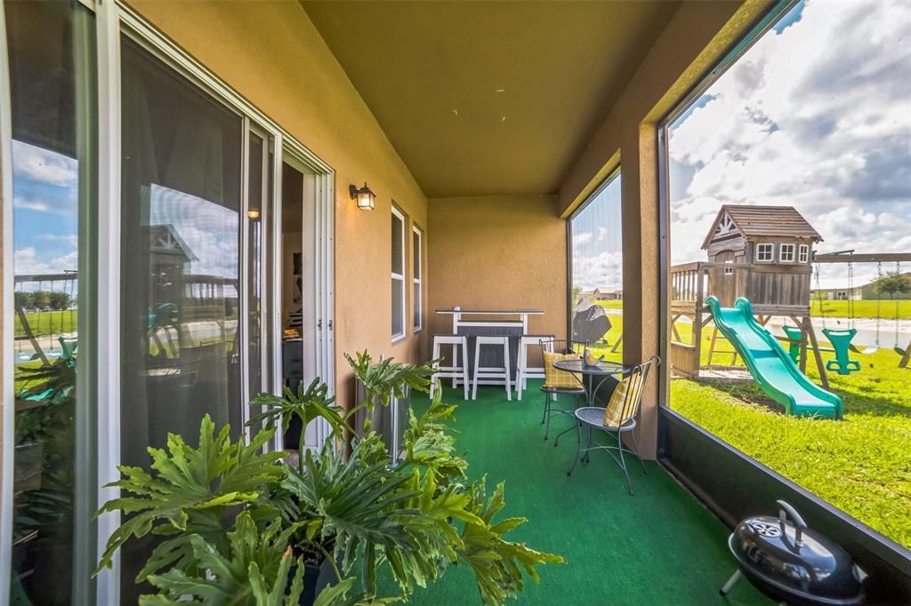 Active With Contract: $260,000 (4 beds, 2 baths, 1992 Square Feet)