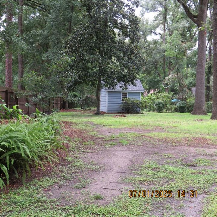 Active With Contract: $397,000 (3 beds, 2 baths, 1926 Square Feet)