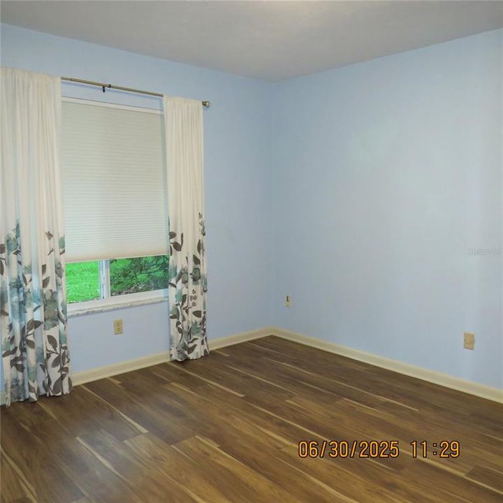 Active With Contract: $397,000 (3 beds, 2 baths, 1926 Square Feet)