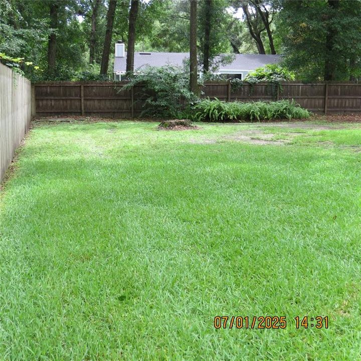 Active With Contract: $397,000 (3 beds, 2 baths, 1926 Square Feet)