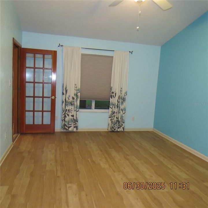 Active With Contract: $397,000 (3 beds, 2 baths, 1926 Square Feet)