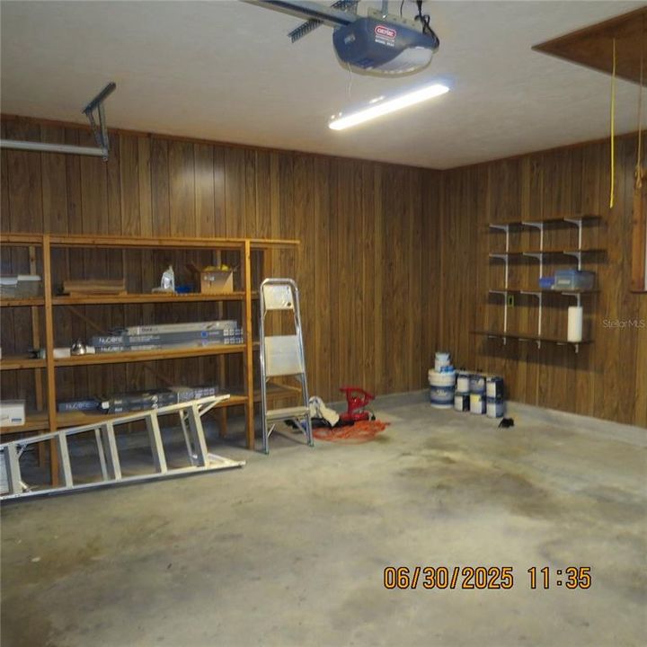 Active With Contract: $397,000 (3 beds, 2 baths, 1926 Square Feet)