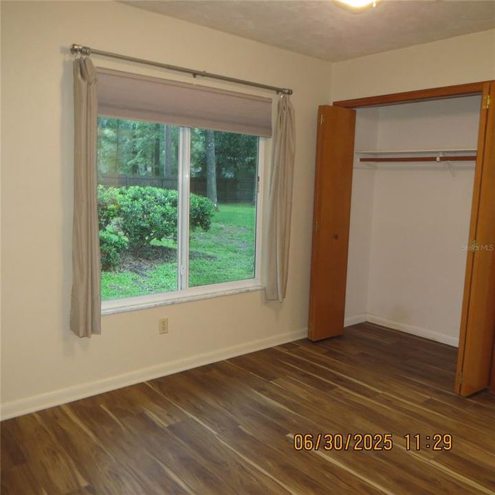 Active With Contract: $397,000 (3 beds, 2 baths, 1926 Square Feet)