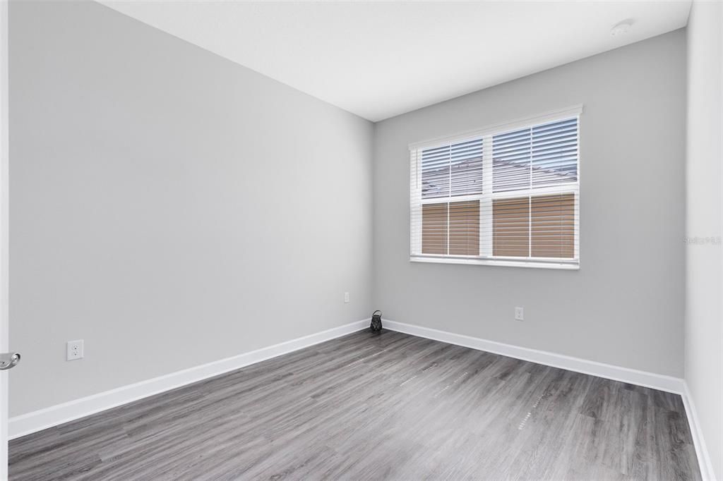 For Sale: $470,000 (3 beds, 3 baths, 2187 Square Feet)