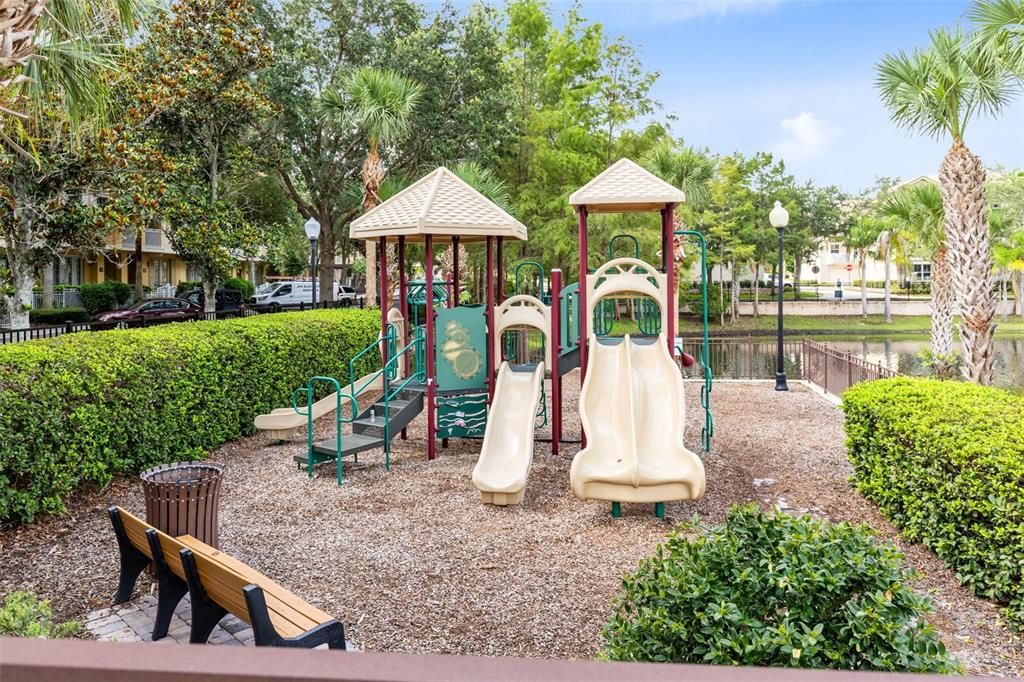 For Sale: $470,000 (3 beds, 3 baths, 2187 Square Feet)