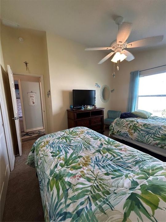 出租: $2,000 (2 贝兹, 2 浴室, 1188 平方英尺)