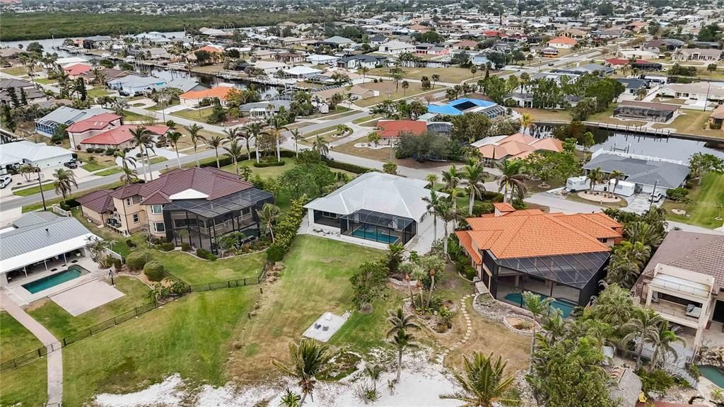 For Sale: $1,875,000 (4 beds, 3 baths, 2841 Square Feet)