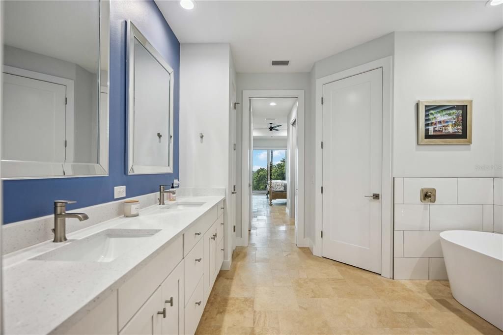 For Sale: $1,875,000 (4 beds, 3 baths, 2841 Square Feet)