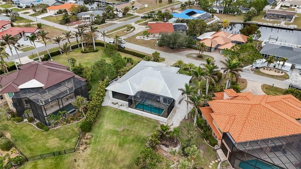 For Sale: $1,875,000 (4 beds, 3 baths, 2841 Square Feet)