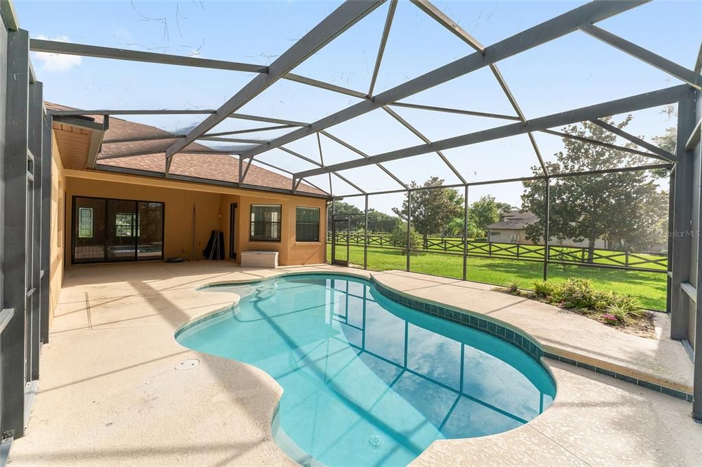 На продажу: $859,900 (5 спален, 4 ванн, 3873 Квадратных фут)