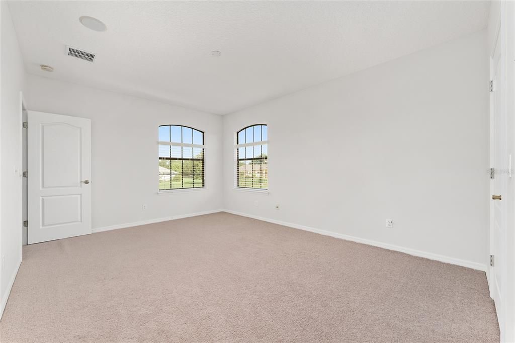 На продажу: $859,900 (5 спален, 4 ванн, 3873 Квадратных фут)