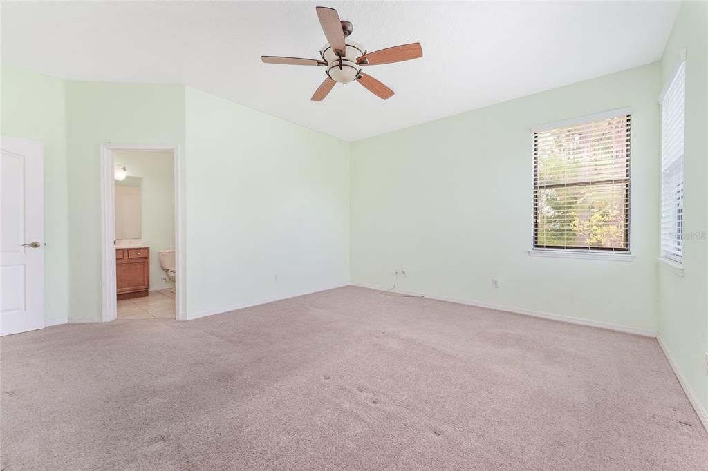 На продажу: $859,900 (5 спален, 4 ванн, 3873 Квадратных фут)