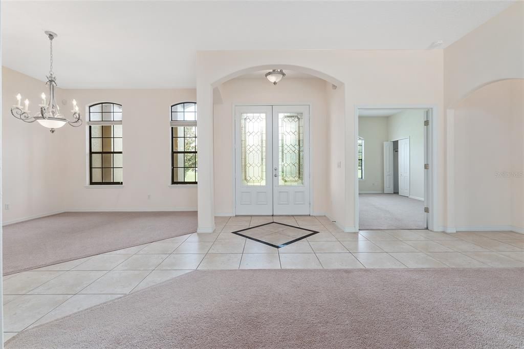 На продажу: $859,900 (5 спален, 4 ванн, 3873 Квадратных фут)