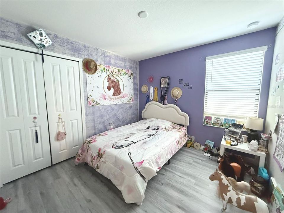 Active With Contract: $299,000 (4 beds, 2 baths, 1914 Square Feet)