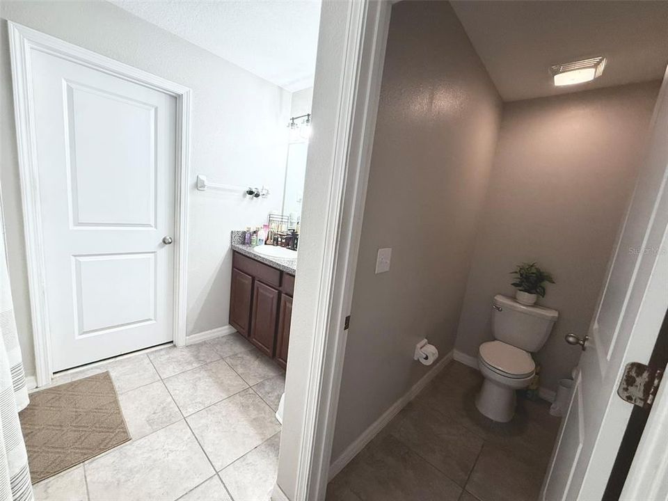 Active With Contract: $299,000 (4 beds, 2 baths, 1914 Square Feet)