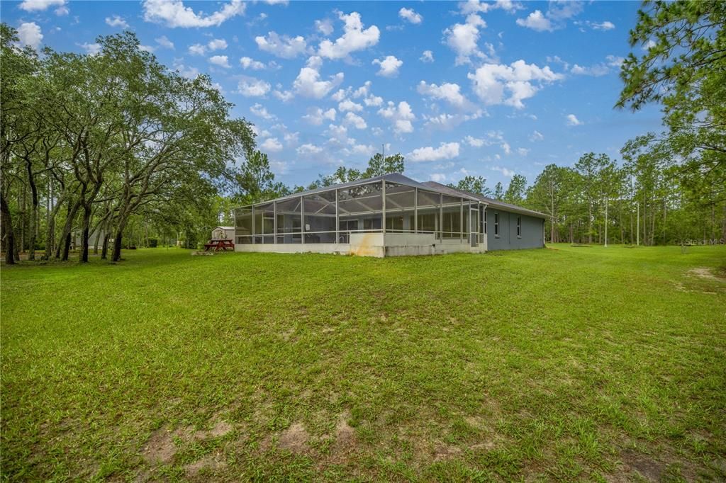 En Venta: $499,900 (4 camas, 3 baños, 2557 Pies cuadrados)