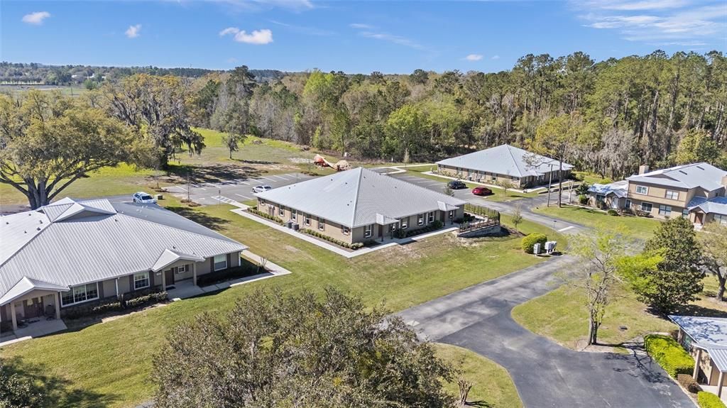 В аренду: $1,975 (3 спален, 2 ванн, 1350 Квадратных фут)