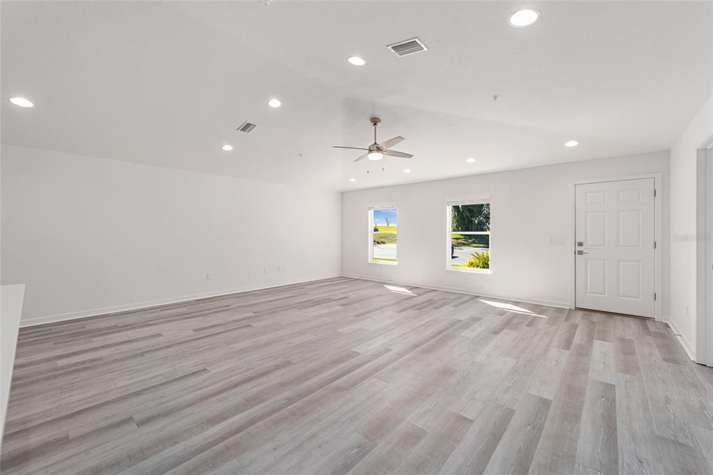 В аренду: $1,975 (3 спален, 2 ванн, 1350 Квадратных фут)