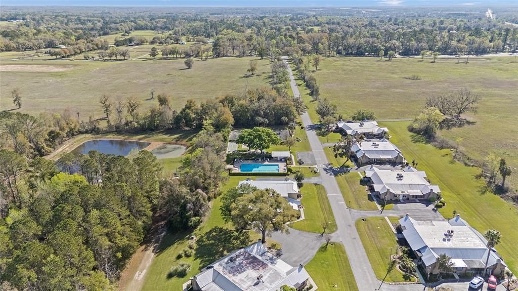 В аренду: $1,975 (3 спален, 2 ванн, 1350 Квадратных фут)