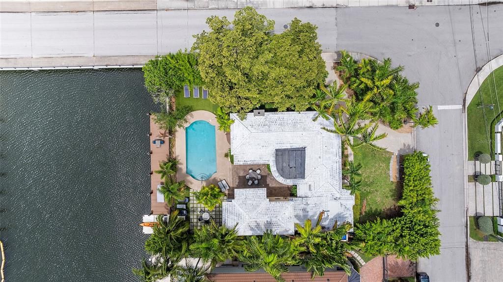 En Venta: $4,189,999 (6 camas, 5 baños, 3718 Pies cuadrados)