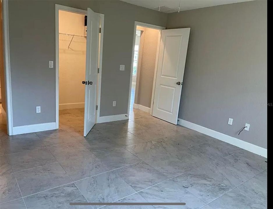 For Rent: $2,000 (3 beds, 2 baths, 2526 Square Feet)