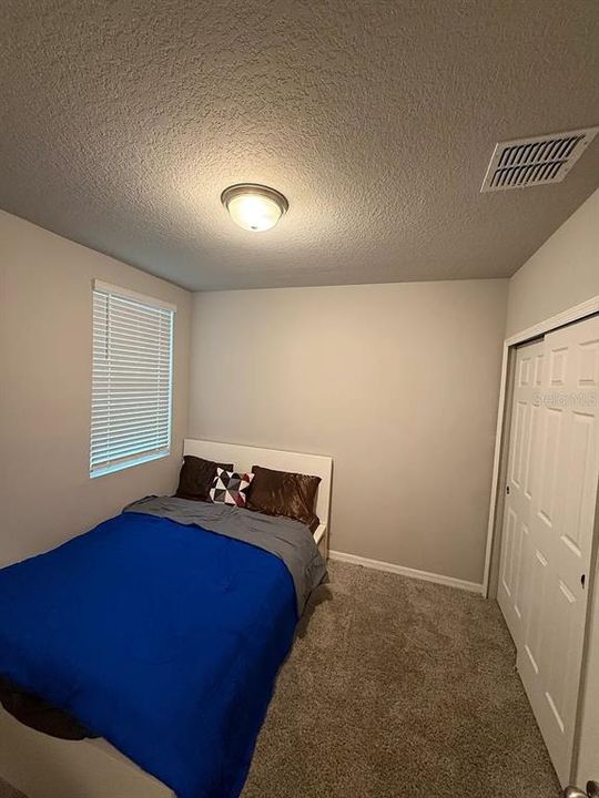 На продажу: $339,000 (4 спален, 2 ванн, 1700 Квадратных фут)