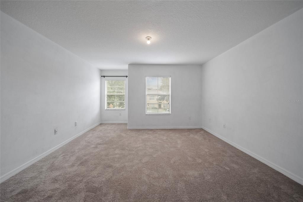 На продажу: $207,000 (2 спален, 2 ванн, 1561 Квадратных фут)