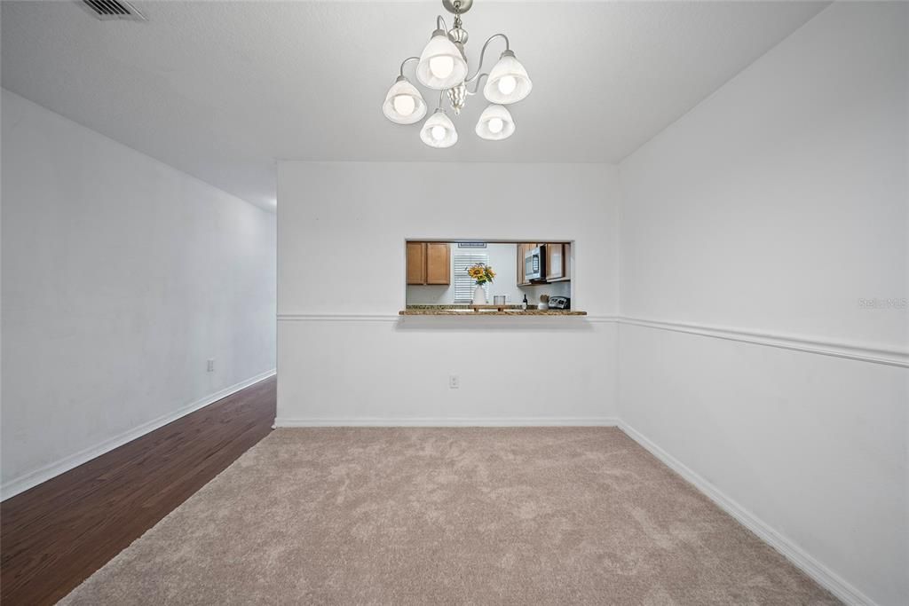 На продажу: $207,000 (2 спален, 2 ванн, 1561 Квадратных фут)