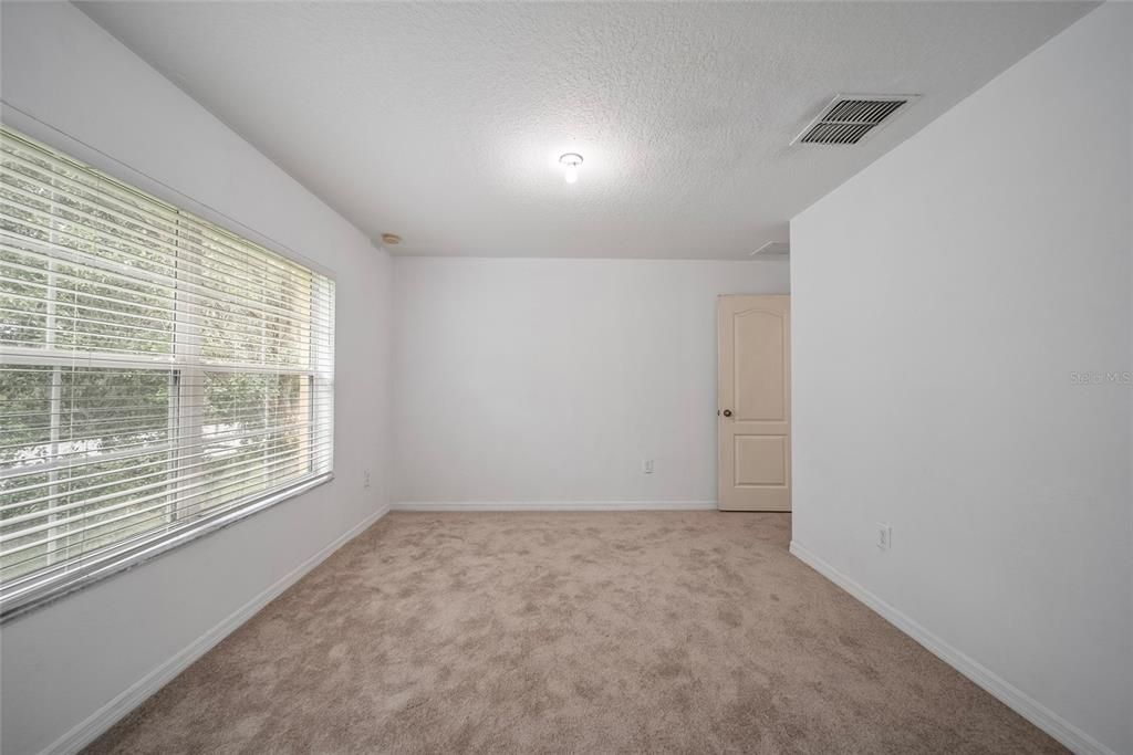 На продажу: $207,000 (2 спален, 2 ванн, 1561 Квадратных фут)