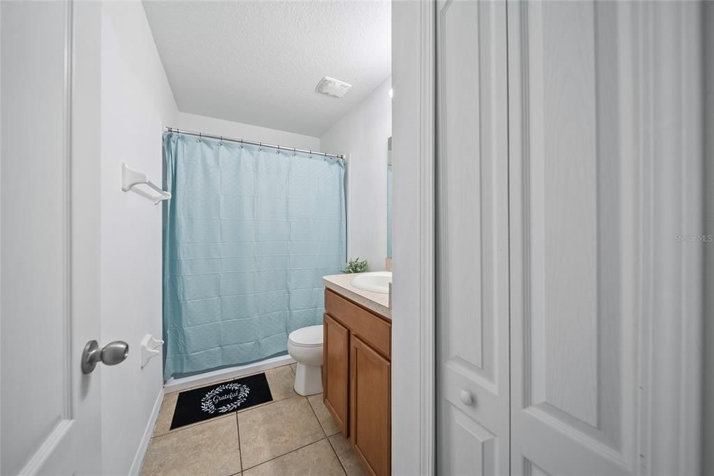 На продажу: $207,000 (2 спален, 2 ванн, 1561 Квадратных фут)