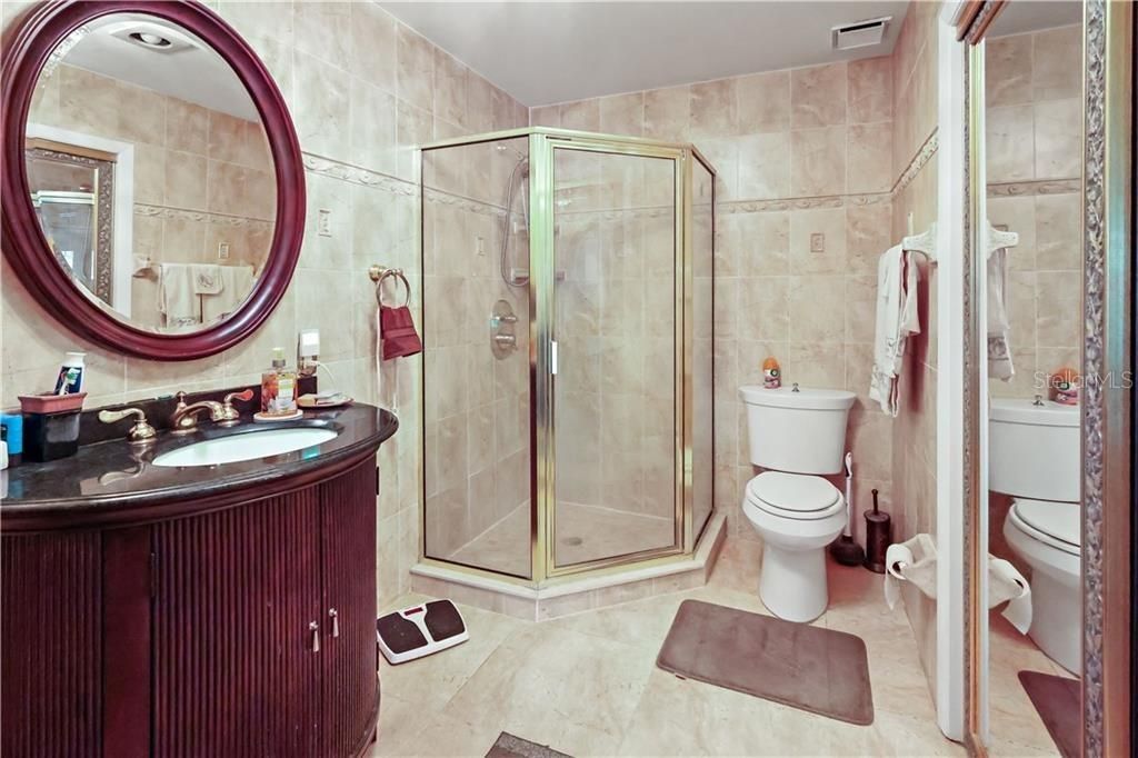 For Sale: $685,000 (4 beds, 3 baths, 2690 Square Feet)