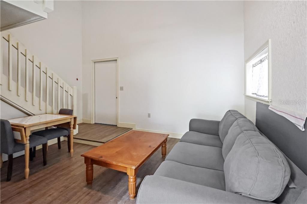 For Sale: $685,000 (4 beds, 3 baths, 2690 Square Feet)