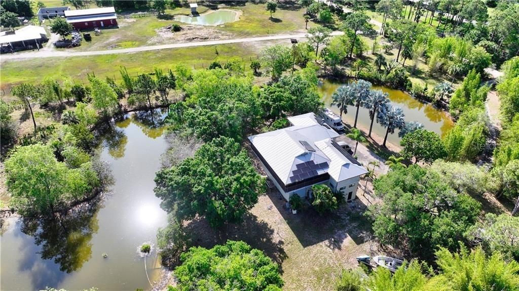 For Sale: $685,000 (4 beds, 3 baths, 2690 Square Feet)