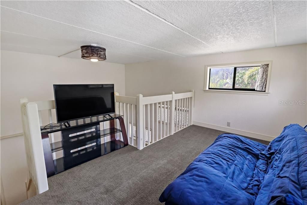 For Sale: $685,000 (4 beds, 3 baths, 2690 Square Feet)