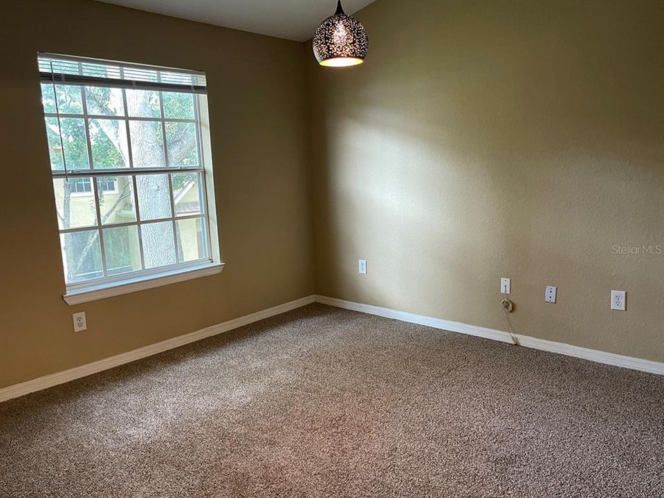 Под контрактом: $1,650 (3 спален, 2 ванн, 1266 Квадратных фут)