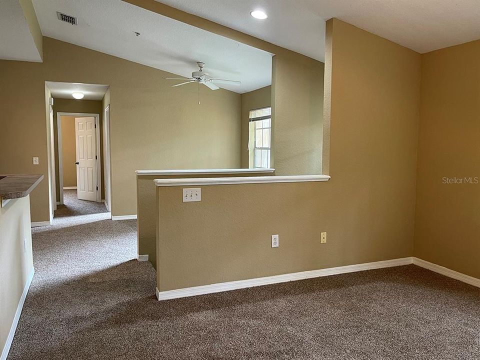 Под контрактом: $1,650 (3 спален, 2 ванн, 1266 Квадратных фут)