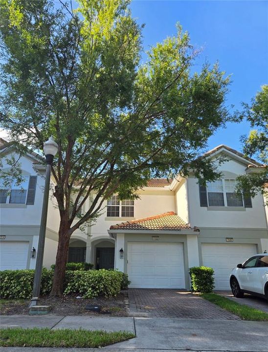 Vendido Recientemente: $324,900 (2 camas, 2 baños, 1540 Pies cuadrados)