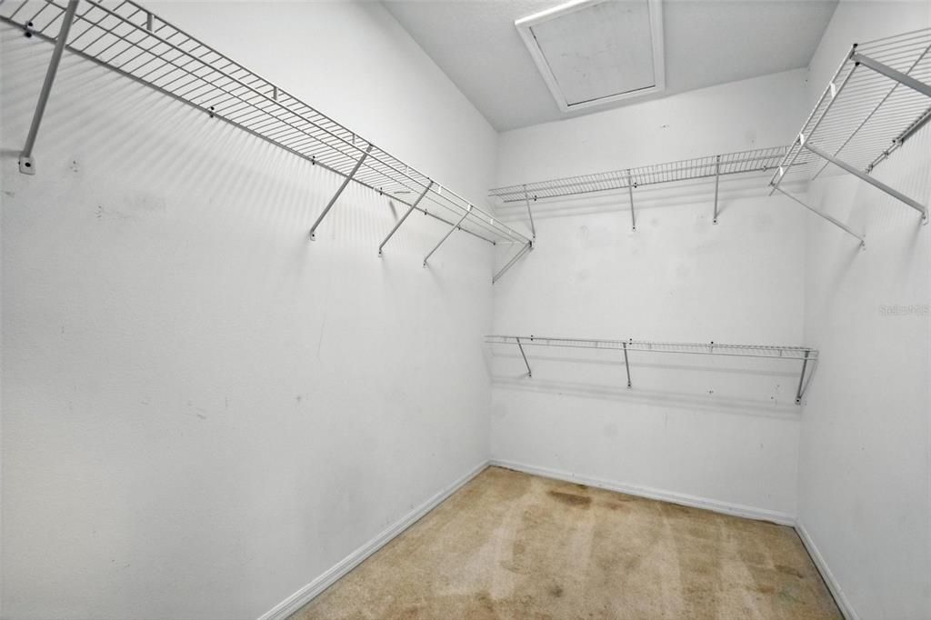 En Venta: $619,988 (4 camas, 3 baños, 2860 Pies cuadrados)