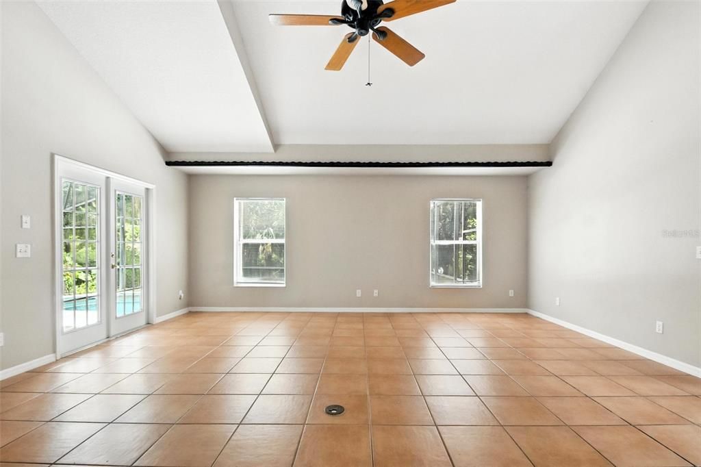 En Venta: $619,988 (4 camas, 3 baños, 2860 Pies cuadrados)