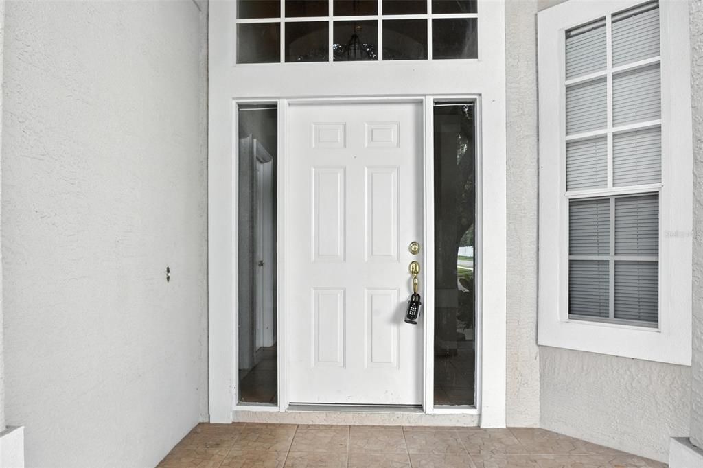 En Venta: $619,988 (4 camas, 3 baños, 2860 Pies cuadrados)