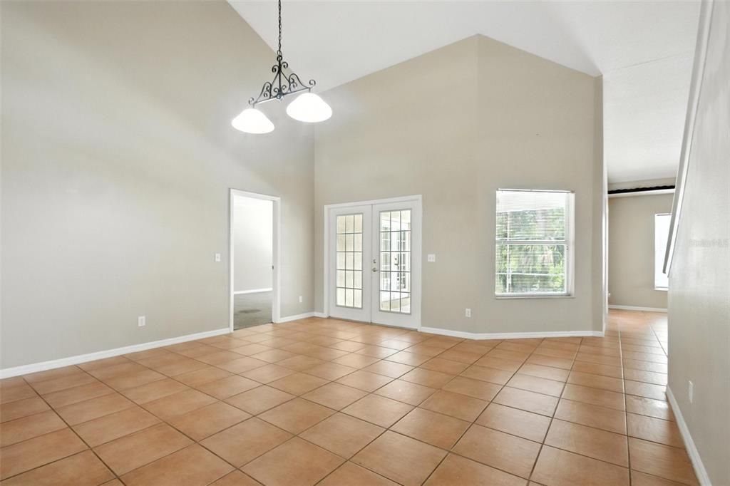 En Venta: $619,988 (4 camas, 3 baños, 2860 Pies cuadrados)