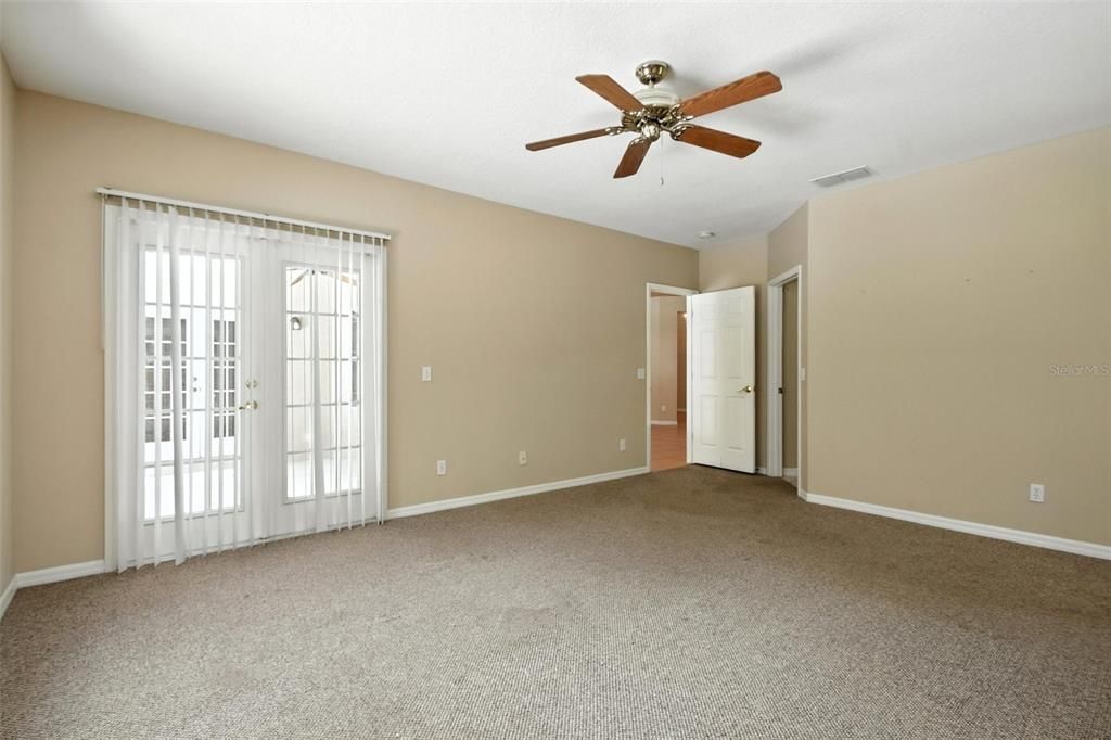 En Venta: $619,988 (4 camas, 3 baños, 2860 Pies cuadrados)