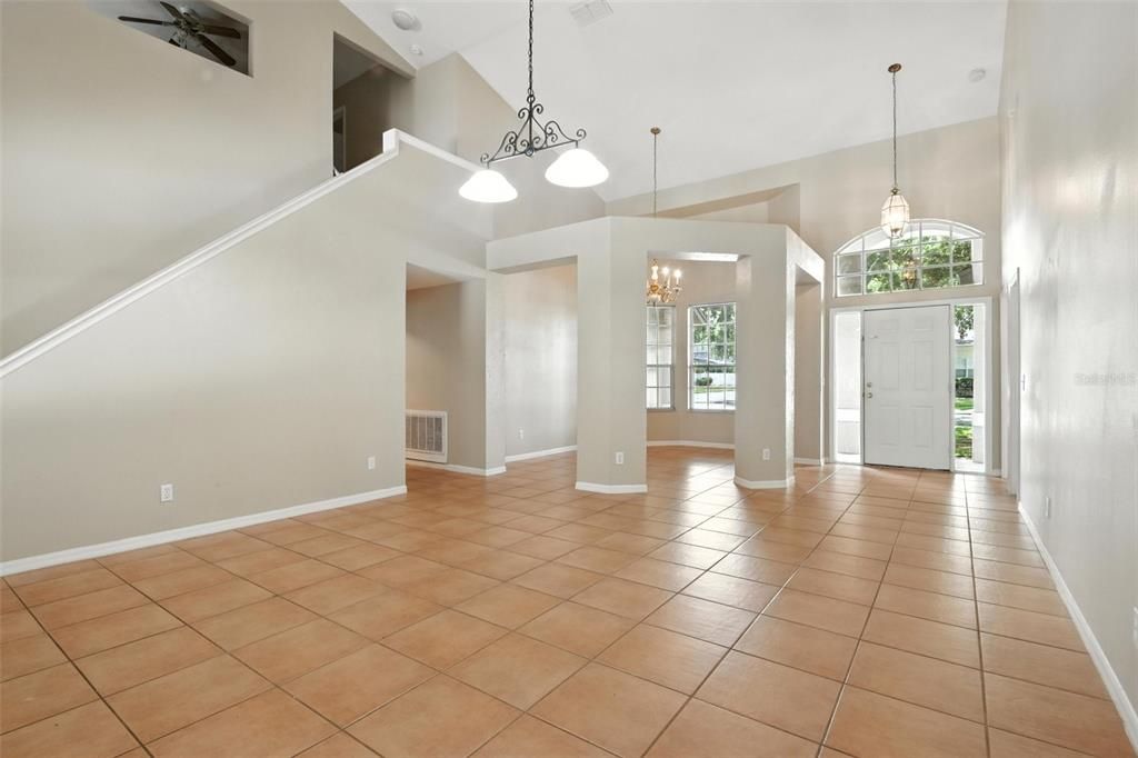 En Venta: $619,988 (4 camas, 3 baños, 2860 Pies cuadrados)