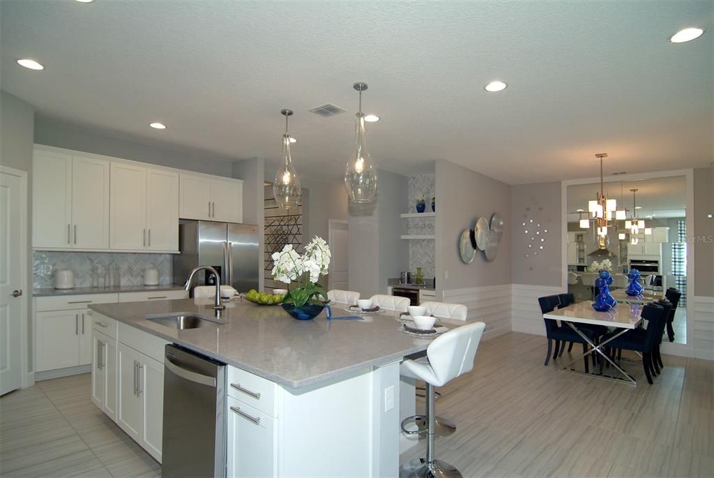 Active With Contract: $535,990 (4 beds, 2 baths, 2283 Square Feet)