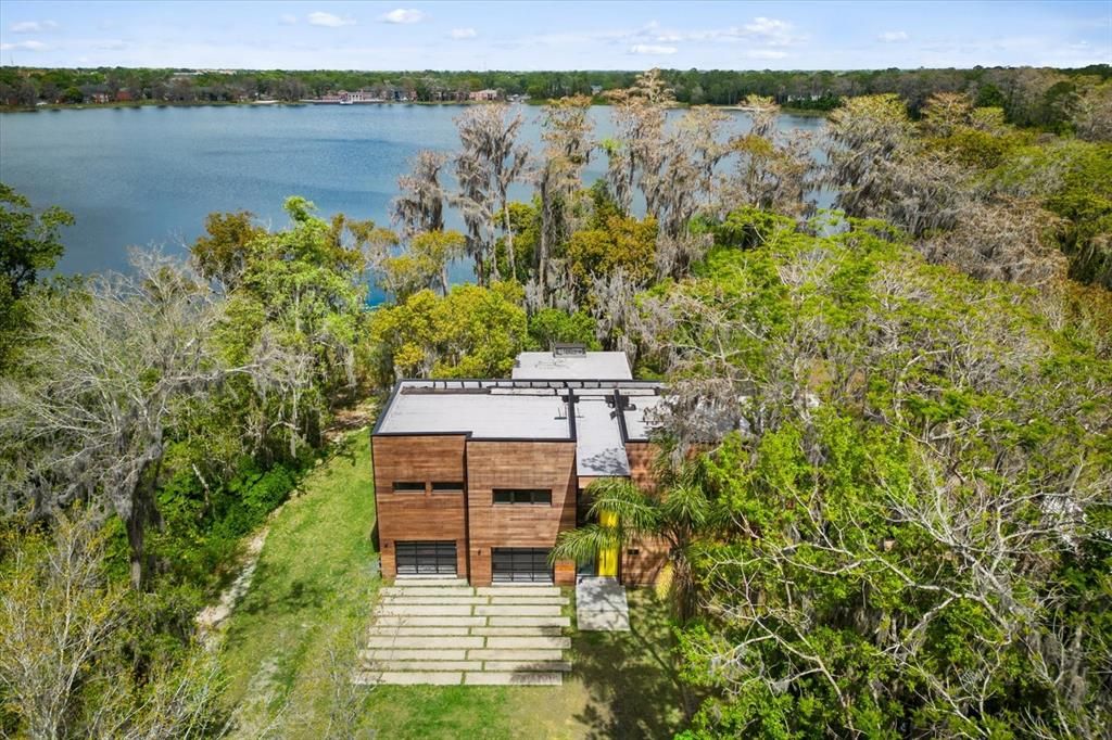 For Sale: $1,400,000 (3 beds, 3 baths, 2431 Square Feet)