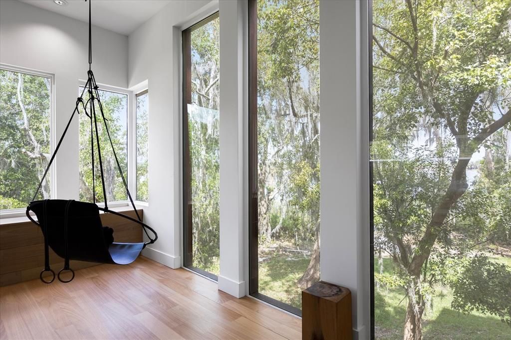 For Sale: $1,400,000 (3 beds, 3 baths, 2431 Square Feet)