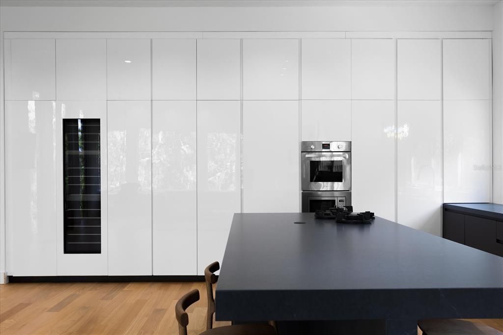 For Sale: $1,400,000 (3 beds, 3 baths, 2431 Square Feet)