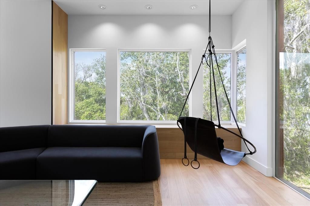 For Sale: $1,400,000 (3 beds, 3 baths, 2431 Square Feet)