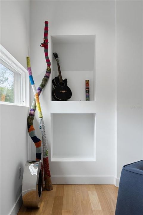 For Sale: $1,400,000 (3 beds, 3 baths, 2431 Square Feet)